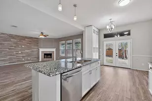 2318 Hillgrove Ct, Mansfield, TX 76063 - Photo 18