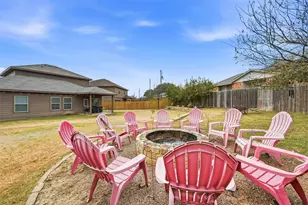 1401 Briarwood Dr, Azle, TX 76020 - Photo 30