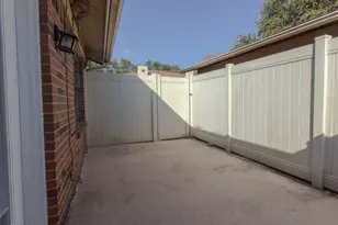 2240 Tarpley Rd, Carrollton, TX 75006 - Photo 20