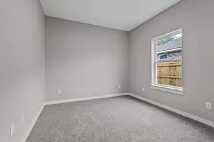 16410 Crossing Cir, Lindale, TX 75771 - Photo 18
