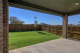 613 Brazos Dr, Van Alstyne, TX 75495 - Photo 32