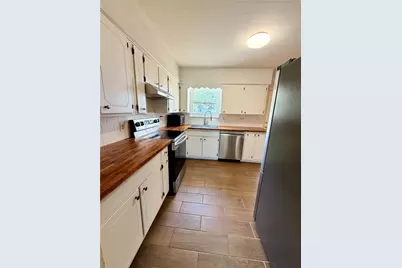 1611 Live Oak Street, Goldthwaite, TX 76844 - Photo 8