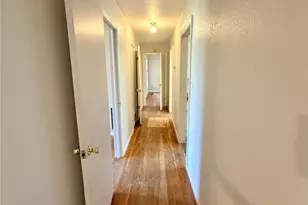 1611 Live Oak St, Goldthwaite, TX 76844 - Photo 12