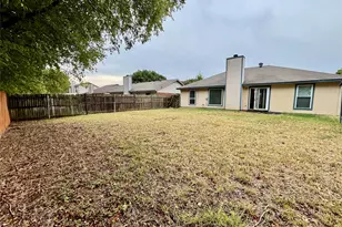319 Iberis Dr, Arlington, TX 76018 - Photo 16