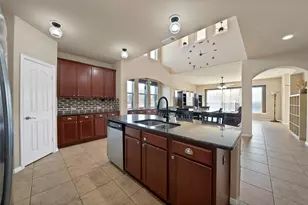 1105 Killian Dr, Mansfield, TX 76063 - Photo 4