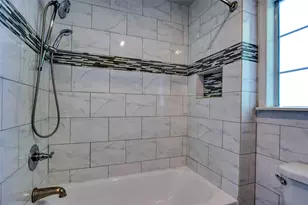 2222 Houston St, Grand Prairie, TX 75050 - Photo 12