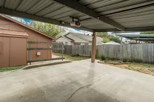 1437 Brook Meadow Cir, Lancaster, TX 75134 - Photo 26