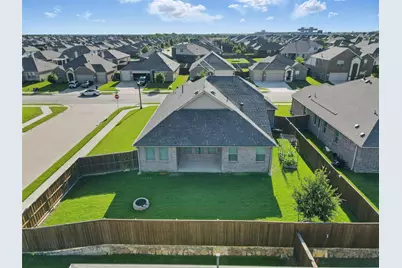 613 Chip Street, Little Elm, TX 75068 - Photo 32