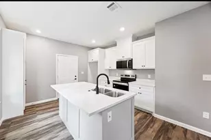 1615 E Hattie St, Fort Worth, TX 76104 - Photo 8