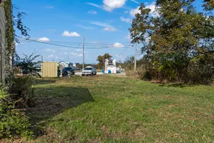 218 N Preston St, Whitney, TX 76692 - Photo 4