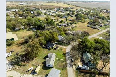 218 N Preston Street, Whitney, TX 76692 - Photo 12