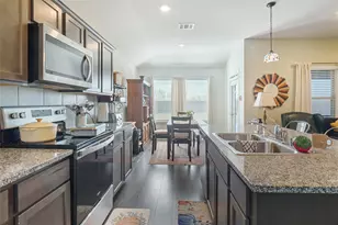 1934 Duskwood Dr, Lancaster, TX 75146 - Photo 8