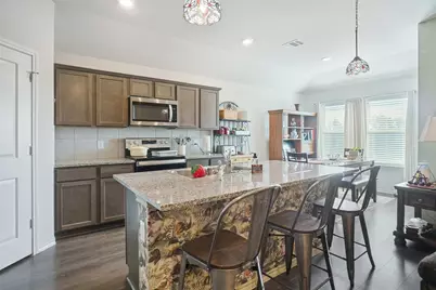 1934 Duskwood Drive, Lancaster, TX 75146 - Photo 6