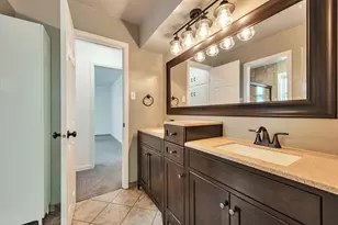 2144 Mountainview Dr, Hurst, TX 76054 - Photo 12