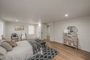 4545 Reaford Dr, Haltom City, TX 76117 - Photo 16