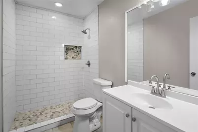 5711 Congressional Drive, Arlington, TX 76018 - Photo 10