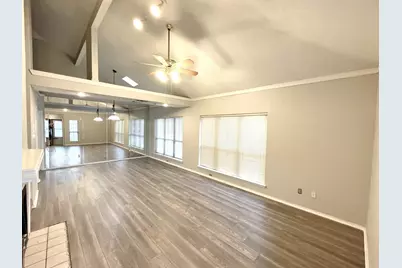 2919 Sunset Point Lane, Carrollton, TX 75007 - Photo 4