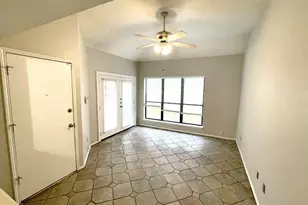 2919 Sunset Point Ln, Carrollton, TX 75007 - Photo 8