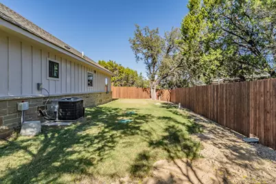 2515 Coyote Trail, Granbury, TX 76048 - Photo 34