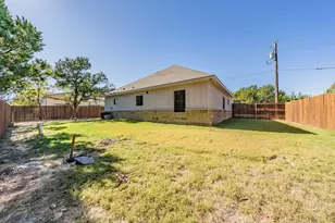 2515 Coyote Trail, Granbury, TX 76048 - Photo 32