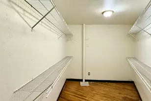 2007 S Ervay St, Dallas, TX 75215 - Photo 4