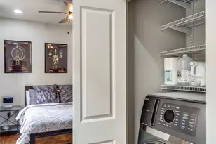 411 W 7th St, Fort Worth, TX 76102 - Photo 10