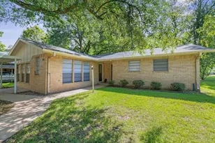 506 N Pacific St, Mineola, TX 75773 - Photo 2