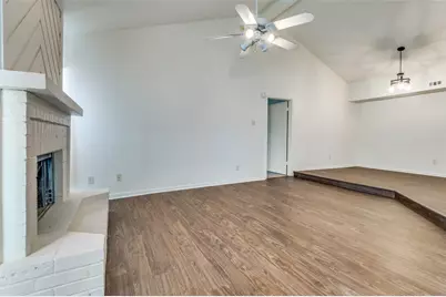 2634 Encina, Irving, TX 75038 - Photo 2