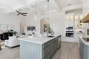 2152 Middlewood Cir, Granbury, TX 76049 - Photo 10