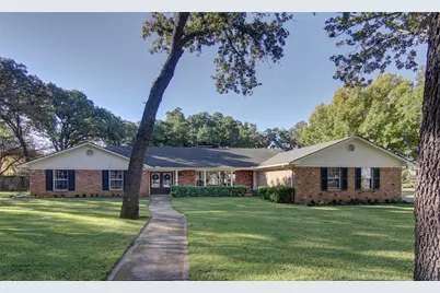 1300 Fisher Street, Graham, TX 76450 - Photo 1