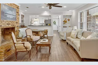 1300 Fisher Street, Graham, TX 76450 - Photo 10