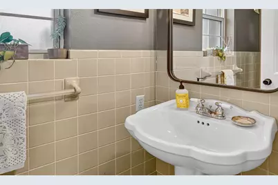 1300 Fisher Street, Graham, TX 76450 - Photo 30