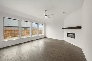 1813 Golden Mdw Ct, Cleburne, TX 76033 - Photo 10