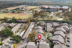 7510 Holly Hill Dr, Dallas, TX 75231 - Photo 32