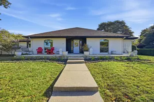 7924 Londonderry Dr, North Richland Hills, TX 76182 - Photo 2