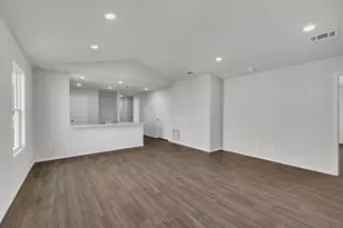 224 Arbor Ct, Granbury, TX 76048 - Photo 6