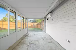 2118 Briarmeadow Dr, Garland, TX 75044 - Photo 12