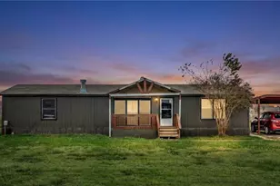 458 Co Rd 2131, Valley View, TX 76272 - Photo 2