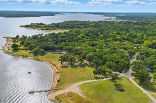 402 N Shady Ln, Gordonville, TX 76245 - Photo 8