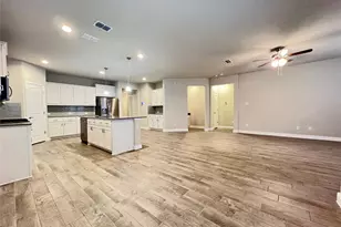 15748 Putney Wy, Fort Worth, TX 76247 - Photo 2