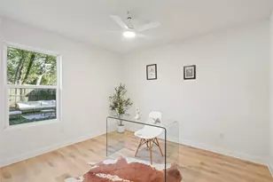 820 Belltower Dr, Irving, TX 75061 - Photo 16