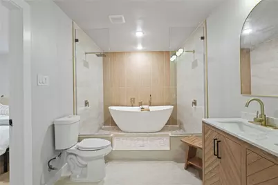 820 Belltower Drive, Irving, TX 75061 - Photo 20