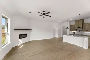 733 Winecup Wy, Midlothian, TX 76065 - Photo 6