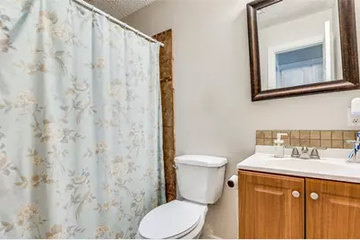 6102 Kelly Elliott Drive, Arlington, TX 76001 - Photo 8