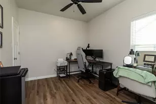 1577 Saylee Ln, Burleson, TX 76028 - Photo 30