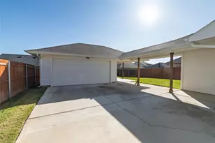 1577 Saylee Ln, Burleson, TX 76028 - Photo 38