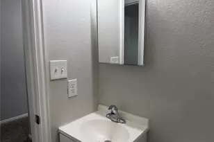 4005 Preferred Pl, Dallas, TX 75237 - Photo 18