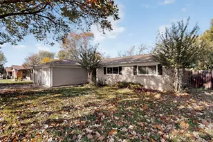 7609 Deaver Dr, North Richland Hills, TX 76180 - Photo 2