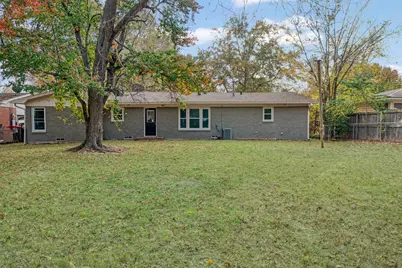 2025 Cedar Street, Paris, TX 75460 - Photo 20