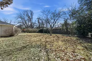 302 Carr St, Hillsboro, TX 76645 - Photo 30